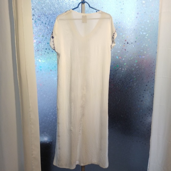Embroidered Blue And White Cover Up - Picture 9 of 13